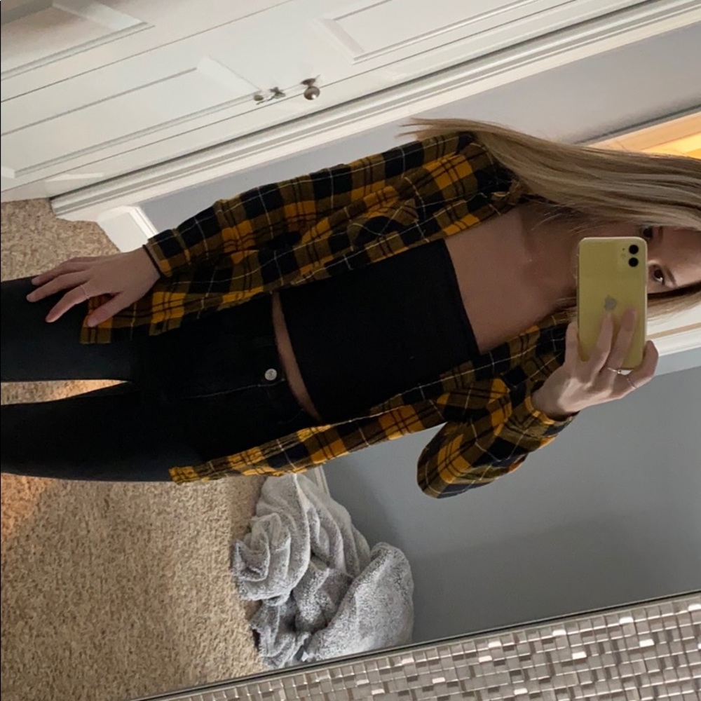 Flannel⭐️5/$15⭐️